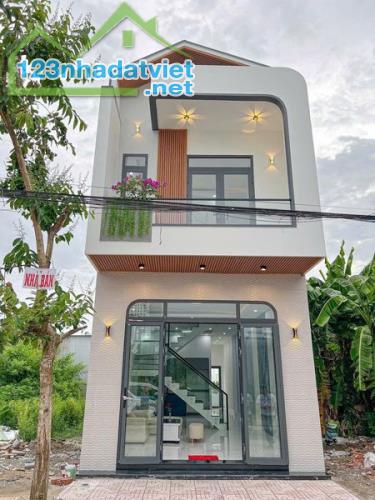 bán nhà lầu full nội thất trục b2 kdc phú an thổ cư hoàn công 90m2 3pn + sân vườn giá3.95t