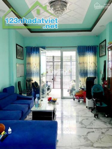 BÁN NHÀ HXT Hương Lộ 2, Bình Tân 2 tầng 80m2(4x20). Nhà đẹp ở ngay. Giá chỉ 6,2 tỷ.