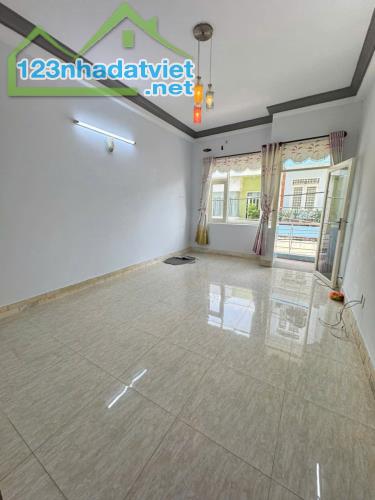 Nhà hẻm Bình Thành, BHH B, Bình Tân 52m2 2 lầu 4pn 3wc giá 4,3 tỷ - 2