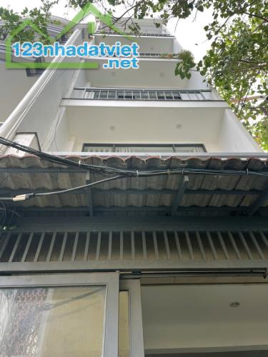 Nhà CHDV 5 Tầng, DTSD 281m2, 12 Phòng, HĐT 55tr/th Ngay Trần Huy Liệu, Phú Nhuận