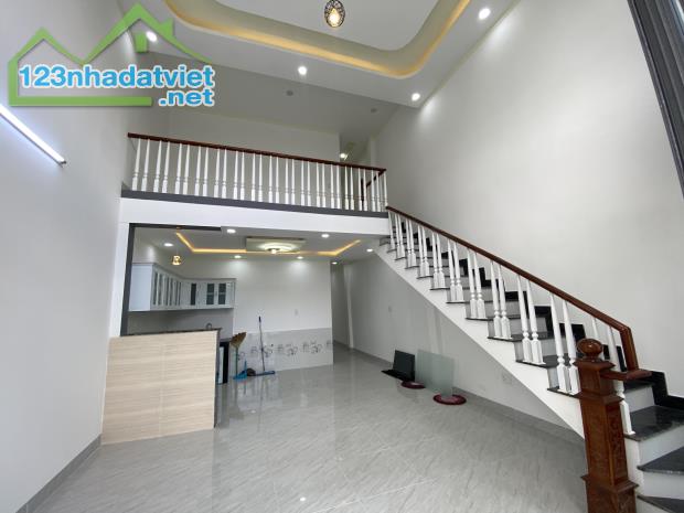 Bán Nhà mới Xây Diện Tích 90m2 . Có Hoàn Công - 2