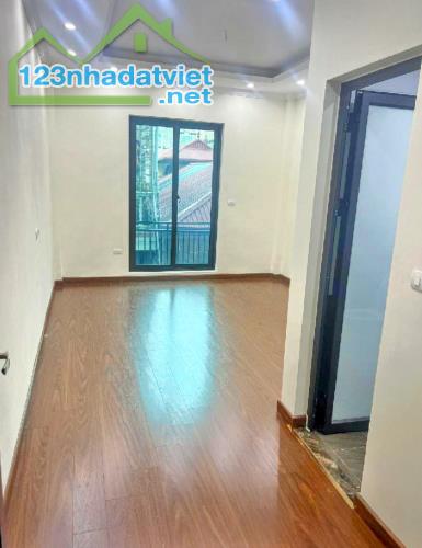 NHÀ SIÊU_ĐẸP - PHỐ HUY_DU - DT40M2 - PHÂN LÔ - THANG MÁY NHẬP KHẨU, 9.,2 TỶ. - 1