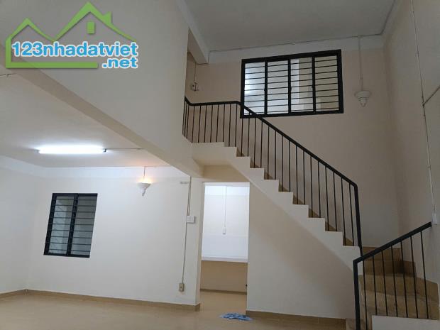 HIẾM-Cho thuê SHOPHOUSE CC Bàu Cát 2 105m2, 1Lầu - NGANG 7M - 4