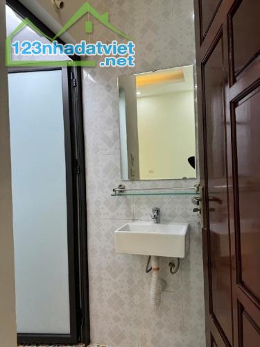 Bán Nhà Dân Xây Phố Việt Hưng, Long Biên 57m2, 4T chỉ 6,27 tỷ (cam kết chuẩn) - 2