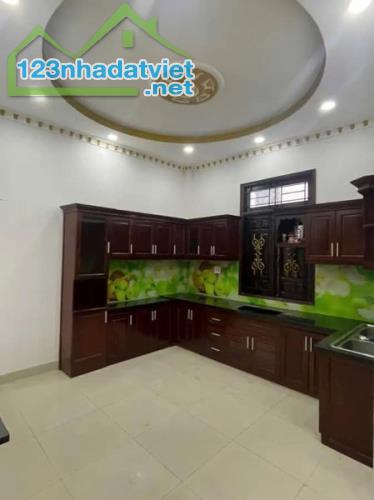 🎉🏠 Nhà Lê Tuấn Mậu P13 Q6 DT 81,5M ( 5 x 16,3m )Chỉ 13.1 tỷ - 3