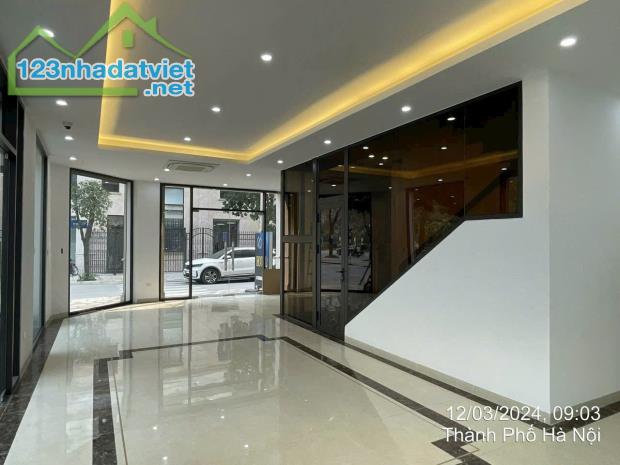 Bán nhà mặt phố Tố Hữu - SIÊU PHẨM SHOWROOM/VĂN PHÒNG Dt 107M2 7T Giá 46.7 tỷ - 2