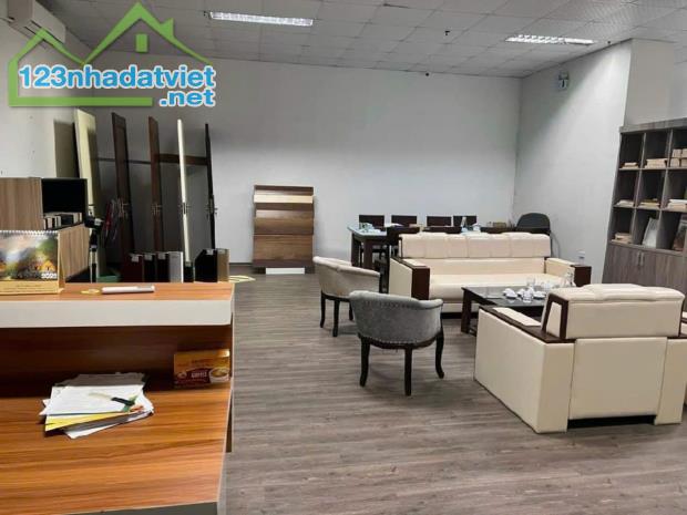 BÁN SÀN TM,DV CC SME HOÀNG GIA TÔ HIỆU, 103M GIÁ NHỈNH 3 TỶ, FULL NỘI THẤT. - 2