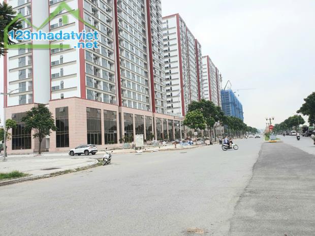 AI NHANH SẼ CÓ ĐƯỢC EM. ĐẤT LONG BIÊN LÔ GÓC, Ô TÔ 7 CHỖ VÀO ĐẤT, CẠNH KĐT KHAI SƠN, GÍA M - 1