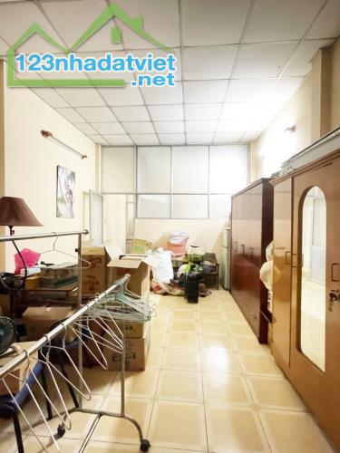 Nhà Mặt Tiền đường Hoàng Bật Đạt, 2 tầng, Tân Bình, 4x20m, 80m2, chỉ 9.x tỷ TL - 1