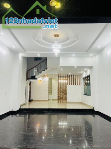 ► Nhà Mặt Tiền đường 7.5 Nguyễn Trãi  trung tâm Phố Chợ, 83m2, 4 tầng đẹp KD VIP - 4