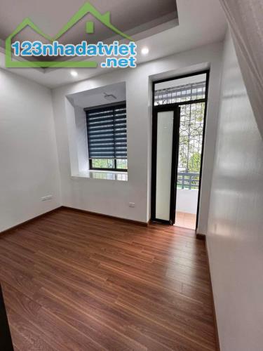 BÁN NHÀ CHUNG CƯ HOÀNG ĐẠO THÚY, 52 M2, 2 NGỦ, 2 THOÁNG, 2.95 TỶ. - 1