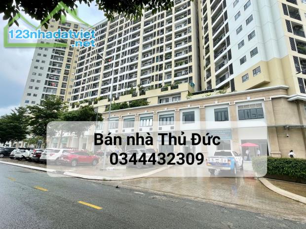 Bán nhà Thủ Đức, Ngay Siêu thị Coopmart, Quang Trung, Hiệp Phú, Chỉ 40 triệu/m2, 7mx34m - 4