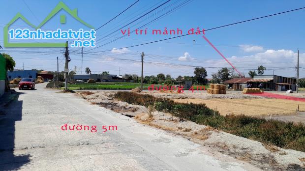 Chính chủ cần bán nhanh  mảnh đất ngay ủy ban thị xã Tân Hải tỉnh Bà Rịa Vũng Tàu - 1