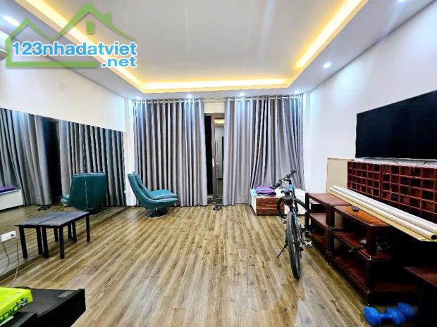 Bán Nhà Dân Xây phố Trương Định  50 M2– Hoàng Mai – Ngõ Thông Ba Gác Đỗ Cửa – Nhỉnh 4 Tỷ - 2