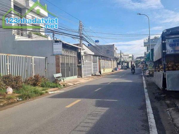 5x25m mặt tiền VÕ VĂN NGÂN - khu phố 3 - thị trấn Đức Hòa, SHR, giá 4 tỷ 100tr.