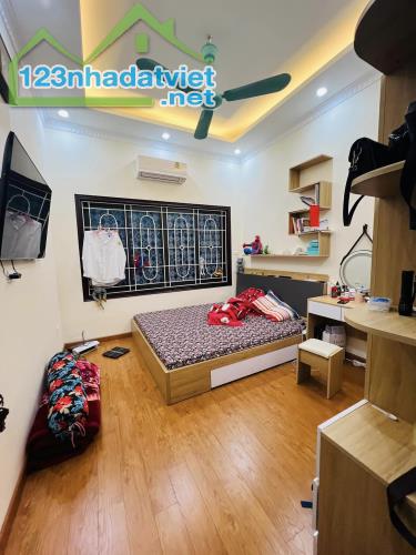 Bán Nhà Thổ Quan, Đống Đa, DT 35m2, 2 Ô Tô Tránh Nhau, Full Nội Thất, Nhỉnh 7 Tỷ - 2