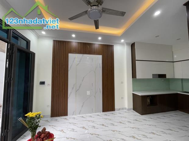 Bán nhà xây mới Đa Sỹ mặt ngõ rộng thoáng, lô góc 40m2*4T giá 5,5 tỷ! - 1