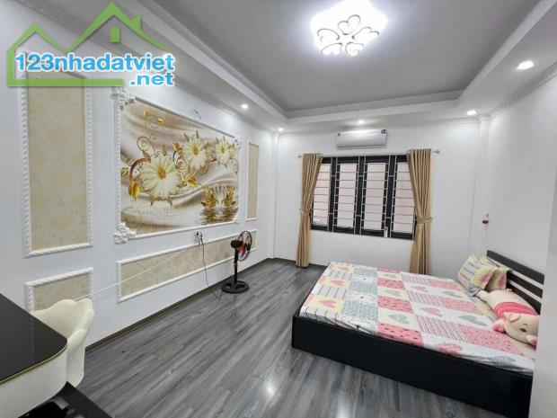 Bán Nhà Đan Hội Tân Lập Đan Phượng 37m²*4Tầng. Dân Xây Độc Lập Ngõ thông đường 2,5m - 3