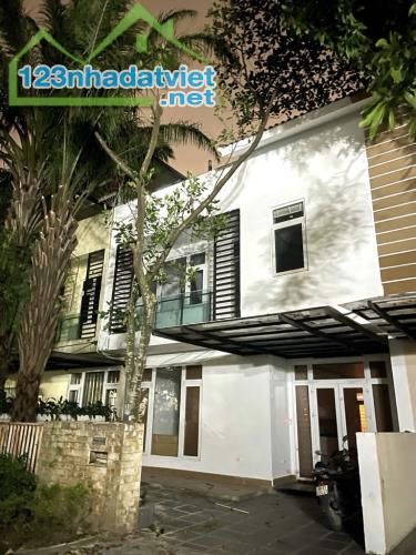 BIỆT THỰ PALM GARDEN 160M2, 3 TẦNG, THIẾT KẾ ĐẸP, GẦN KĐT VIỆT HƯNG VÀ VINHOMES RIVERSIDE