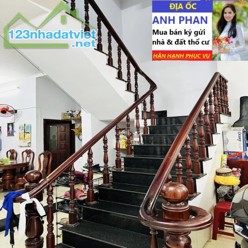 NHÀ RIÊNG HXH TẶNG THANG MÁY+NỘI THẤT TẠI PHƯỜNG CÁT LÁI , QUẬN 2 _ 5 TẦNG 4 PN_ 75 M2 - 3