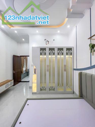 bán nhà lầu hẻm 147 đường ng văn cừ thổ cư hoàn công 65m2 lộ ô tô full nội thất 3.55 tỷ - 2