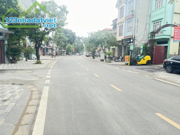 hiếm đẹp, kinh doanh nhỏ, khu vực nóng sốt sình sịch.