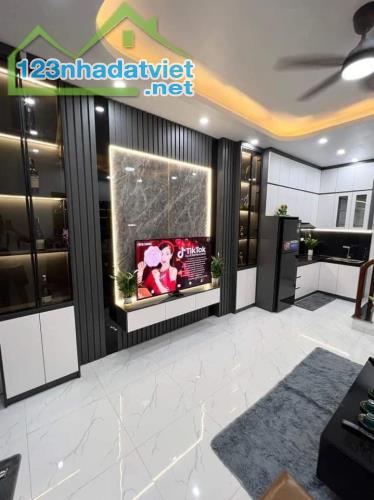BÁN NHÀ LÊ ĐỨC THỌ. PHÂN LÔ. SÁT PHỐ. Dt31m×5 Mt5.4m Giá 7.3 tỷ 0876196866