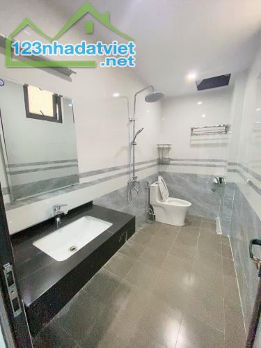 BÁN NHÀ ĐẠI TỪ 5T*33 MÉT HƠN 5TY - 2