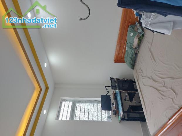 BÁN NHÀ HXH Dương Đúc Hiền, Tân Phú 4 tấng 64m2(4x16). Nhà đẹp ở ngay. Giá chỉ 8 tỷ. - 2