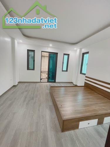 Bán CHDV  Mặt Ngõ Phố Trần Cung, ,Dt 70m2, Thang Máy,  20m ra phố ô tô tránh, Giá 14.5 Tỷ