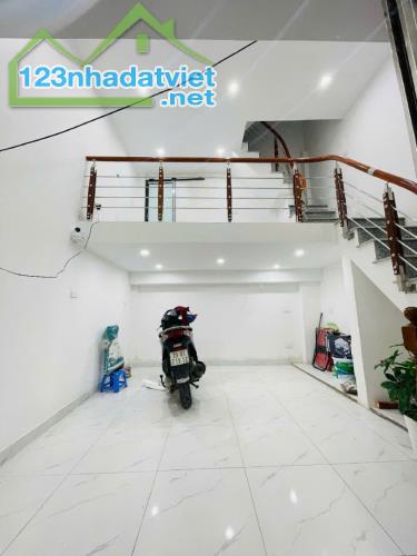 BÁN NHÀ PHỐ TÔN ĐỨC THẮNG 27M 4 TẦNG NGÕ 3M MỚI NHỈNH 3 TỶ - 1