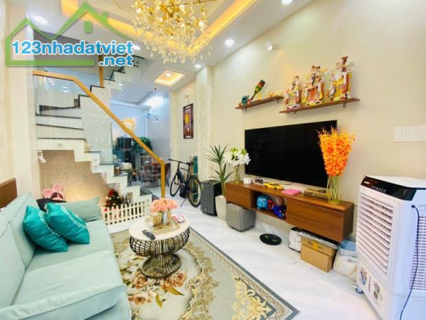 Bán nhà còn đẹp Quang Trung 24m2 hẻm 2,5m – Giá 3,94 Tỷ tl. - 2