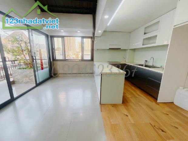 Mặt tiền đường xe hơi 7m 100m ra Hoàng Quốc Việt Phú Thuận Quận 7, 5 tầng 80m2  10.95 tỷ