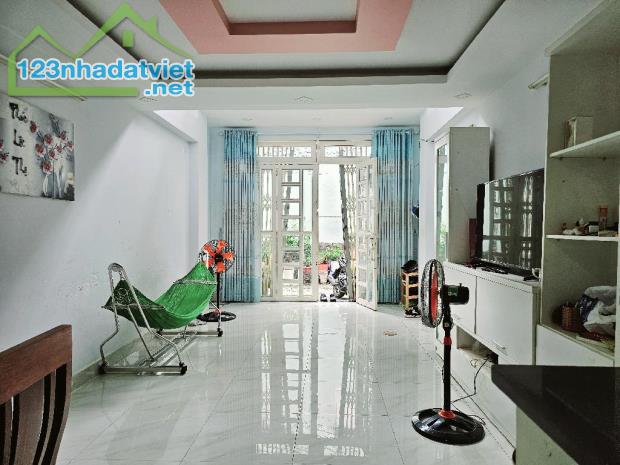 PHÚ NHUẬN KHU PHAN XÍCH LONG 40M2 NGANG 3.7M, 5 TẦNG, 3PN, Ở NGAY, NHỈNH 6 TỶ - 5