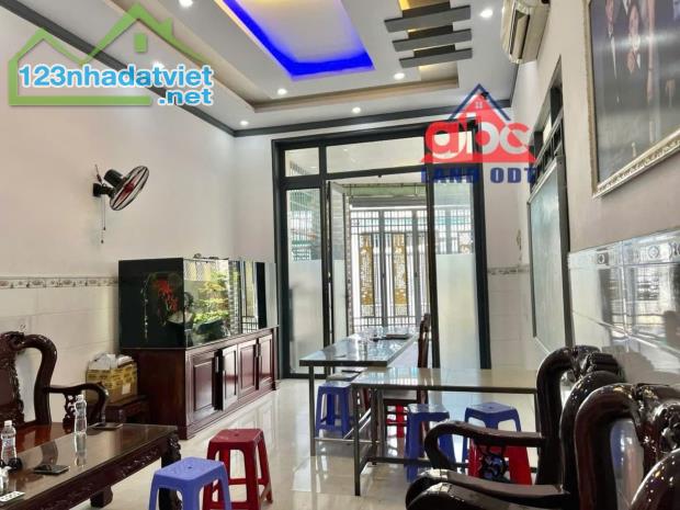 Nhà Kp.2 F. Tân Biên, BH. 6x33 hẻm 5m. shr. chỉ 2,9 tỷ.