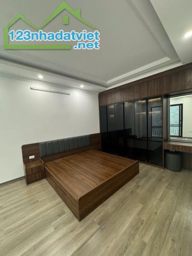 Nhà mặt ngõ Kim Ngưu 37m x 5 tầng MT5m-Ô TÔ VÀO NHÀ  - NGÕ Ô TÔ QUAY ĐẦU - 25M RA PHỐ - 2