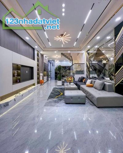 🌱 BÁN NHÀ 2 LẦU MỚI 100% - FULL NỘI THẤT CAO CẤP - ĐƯỜNG D35, KDC HỒNG LOAN, P HƯNG THẠNH - 3