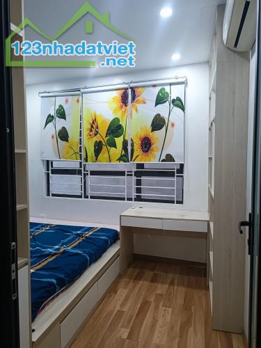 Nhà dân xây 3 tầng, đầy đủ nội thất tại Tây Mỗ, gần Vinhomes - Thiết kế 3 phòng ngủ, 4đ - 4
