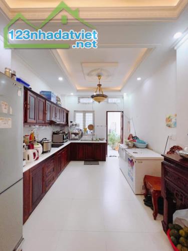 HOT! Bán Nhà 4 Tầng Cực Đẹp Phạm Văn Hai, 70m2, Nhỉnh 7 Tỷ - 1