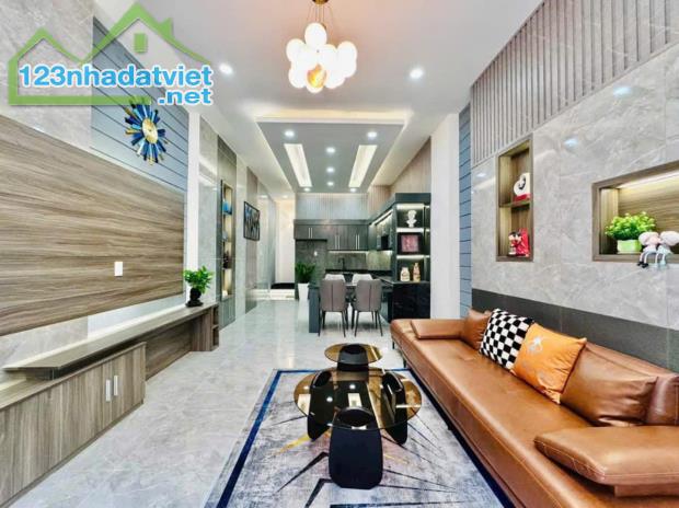 bán gấp căn nhà đường số 79, P.Tân Quy, Quận 7. Giá chỉ 2tỷ890 (TL). Sổ hồng riên - 4