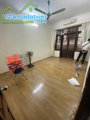 Cho thuê nhà ngõ ô tô Thái Hà - Đống Đa 60m x 4T giá 22 triệu, KD onlie, VP, gia đình - 2