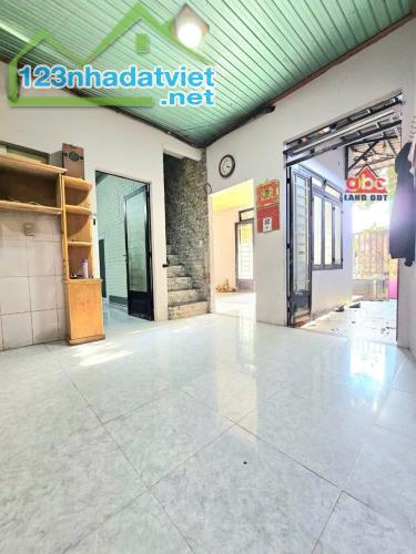 Nhà Kp.2 F. Tân Biên, BH. 274m2. shr. Gần chợ chỉ 2,9 tỷ.