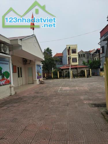 Bán 50m2 Đất chính chủ, tại Tình Quang, Giang Biên, Long biên, giá chỉ 3,2 tỷ. Mời liên - 1