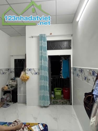 NHÀ PHƯỜNG 15 QUẬN 10 - MẶT TIỀN  - MỚI ĐẸP - 51M2 - LẦU ĐÚC - NHỈNH 6 TỶ - 1