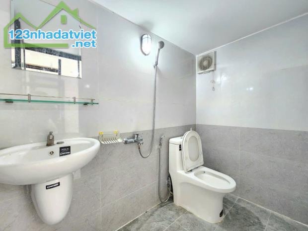 Phòng trọ full nội thất 30m2 - ở 2 3 người - Bình Thạnh Gần Ngoại Thương, Hutech, GTVT