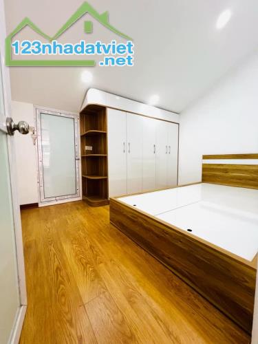 Bán Căn Tập Thể Dệt - Hai Bà Trưng, 25m2, giá nhỉnh 2 tỉ , đẹp ngang chung cư cao cấp - 1