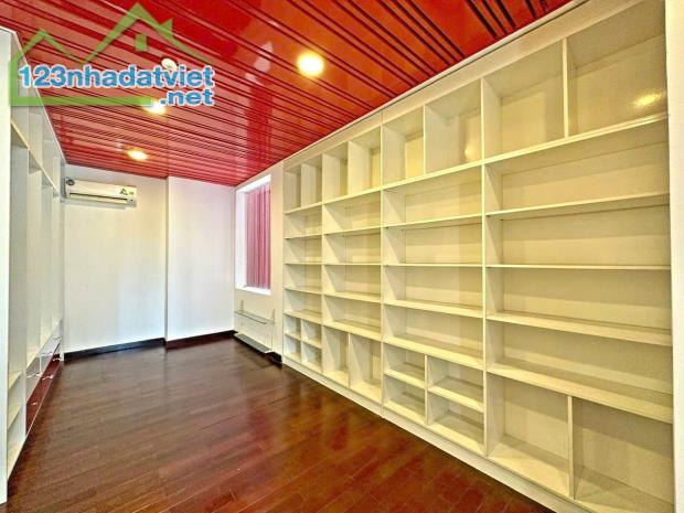 Bán Biệt Thự Đẹp Thảo Điền,Quận 2 DT:318m2(12,8mx25m) Trệt 3 Lầu Hồ Bơi-Thiết Kế Hiện Đại - 1