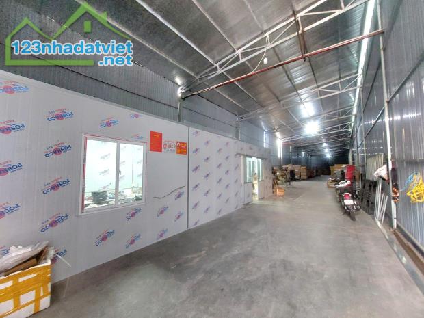 520m kho xưởng sản xuất khu vực Cầu Diễn, container ra vào, có xuất VAT, giá 90k/m