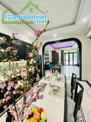 BÁN NHÀ CHỈ VỚI 2TY9 TRẢ TRƯỚC 496TR SỞ HỮU NGÂY NHÀ PHỐ 1 TRỆT 2 LẦU NẰM NGAY TRUNG TÂM - 2