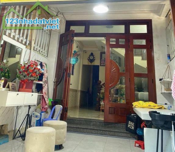 Bán nhà 2 tầng mặt tiền đường Tuệ Tĩnh, phường Thuận Hoà, Nội Thành Huế, chỉ 2,4 tỷ - 1